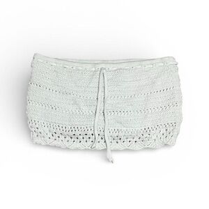 White crotchet tube top